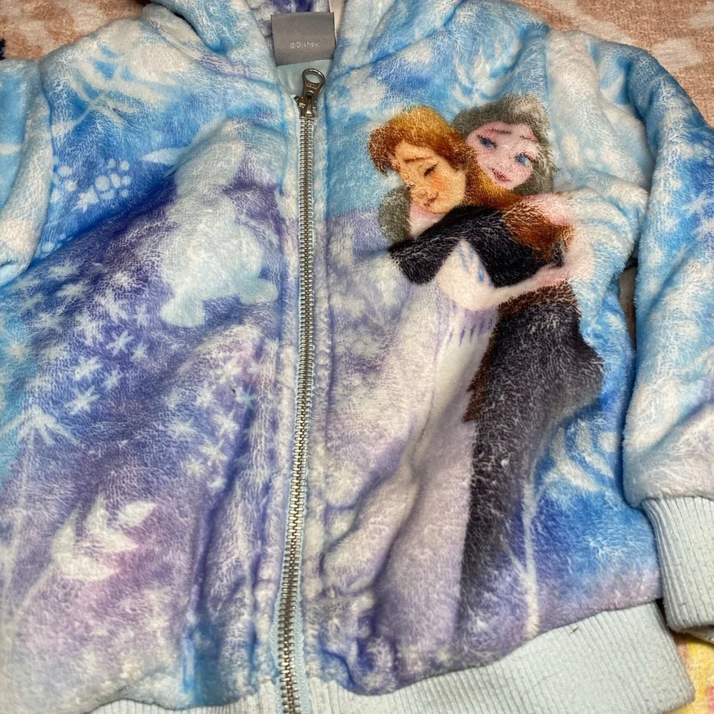 Frozen 2 Elsa fuzzy jacket! 3T